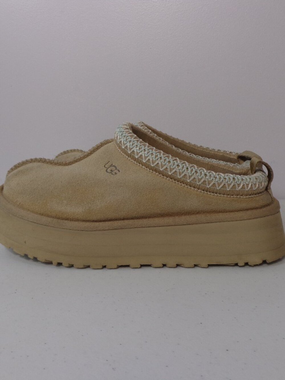 UGG Brand Womens Tazz Embroidered Braid Platform Slippers  Shoes Sand Color Sz 7